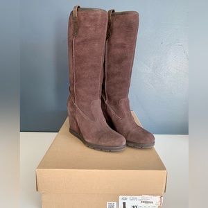 Ugg W Soleil Boots - Wedge Boots for Winter